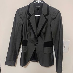 Bebe: Women’s fitted black & grey BeBe Blazer